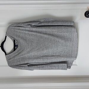 Gap Grey/white heathered sweater Medium